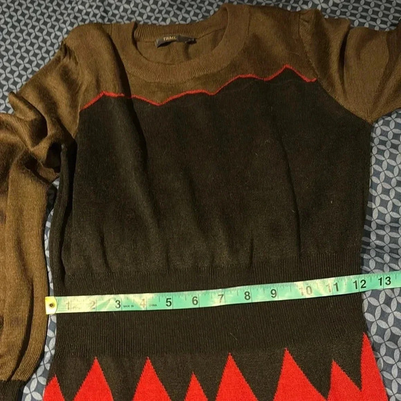 HP🎉Thyme Maternity color block scalloped Sweater Dress Sz L - Picture 5 of 11